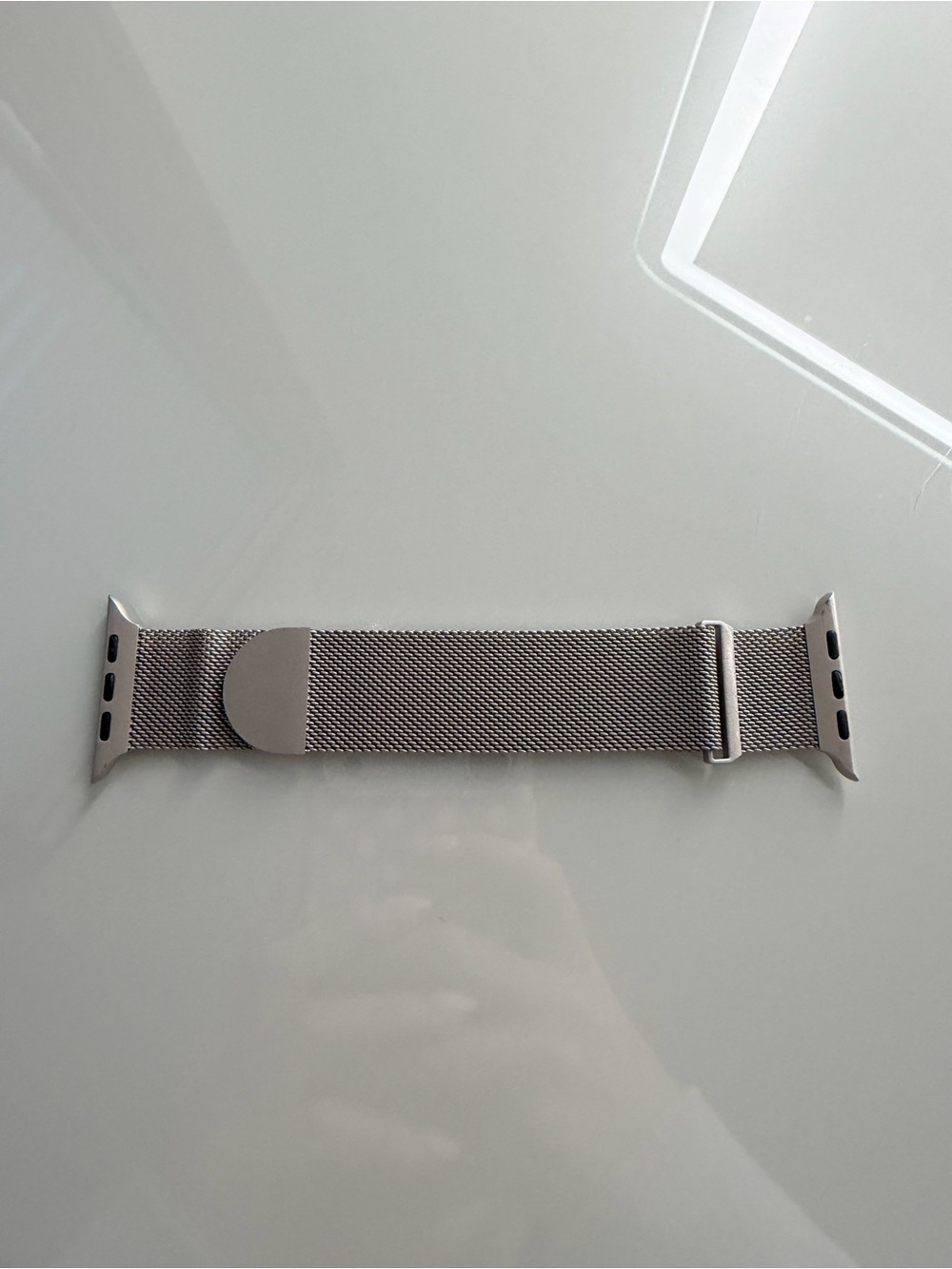 Amazon Silver Mesh Magnetic Watch Band for Smartwatches